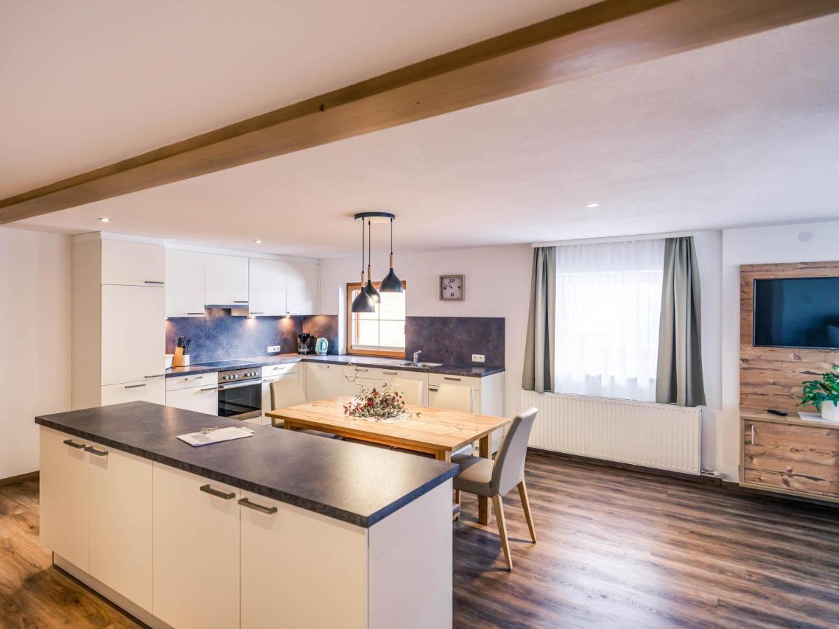 Haus Kristall Tannheim Esterno foto